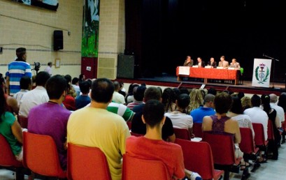 Presos, funcionarios de prisiones y alumnos de la UNED miran juntos hacia el futuro de la reinserción social